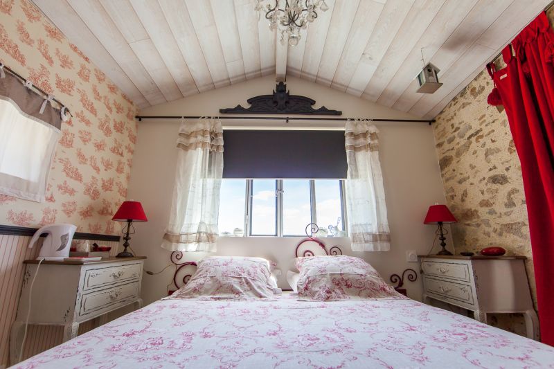 Location Chambre L’enclume Amoureuse | Vendée - Les Chambres De La ...